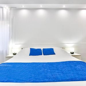 Private Bathroom King Room